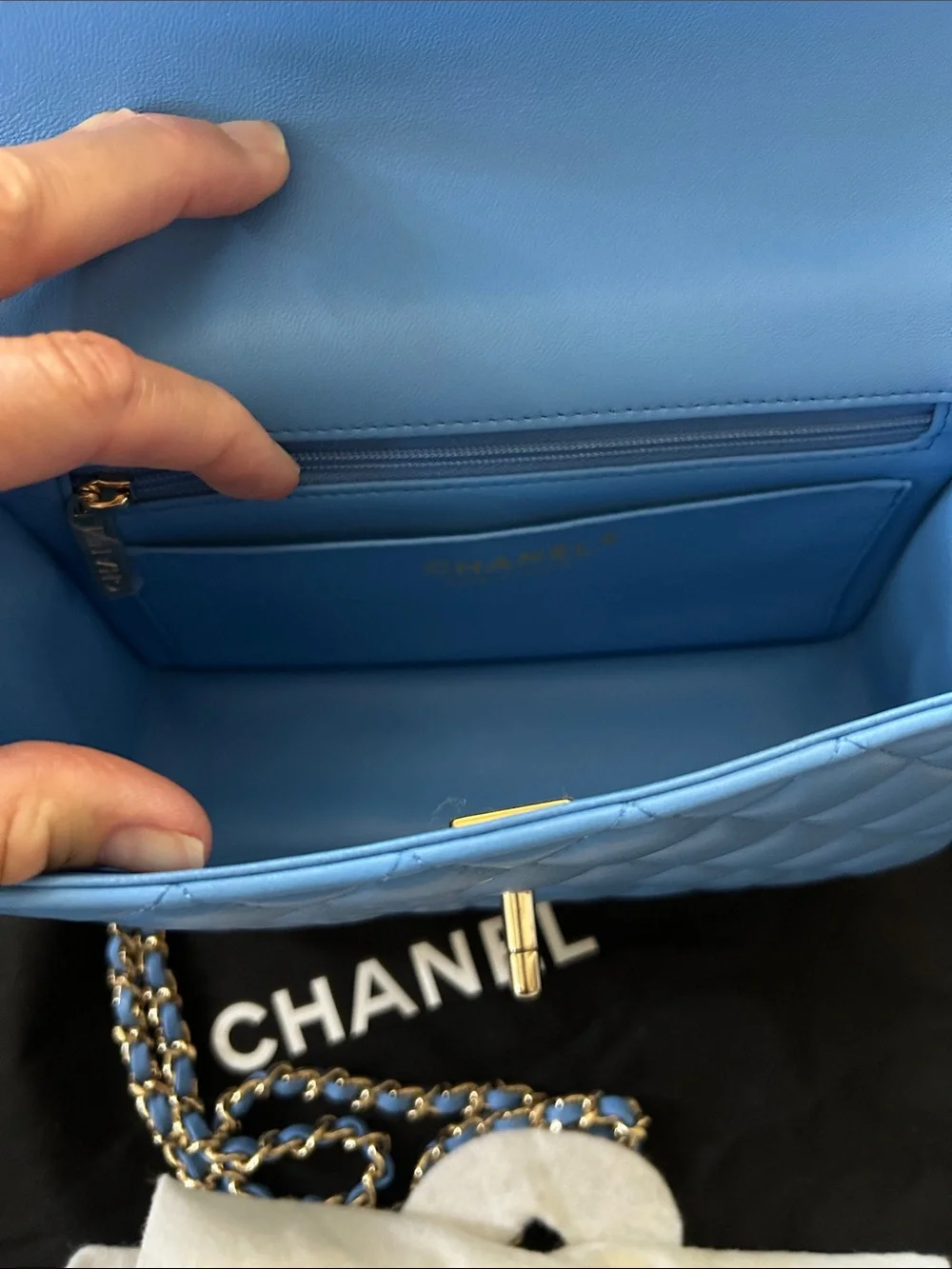 CHANEL new coco